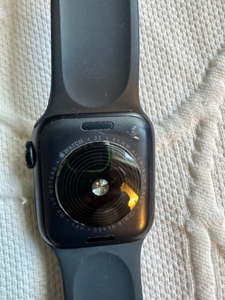 Apple Watch SE only for parts 