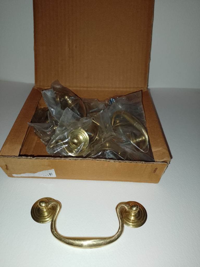 image for 8 x antique brass drawer handles