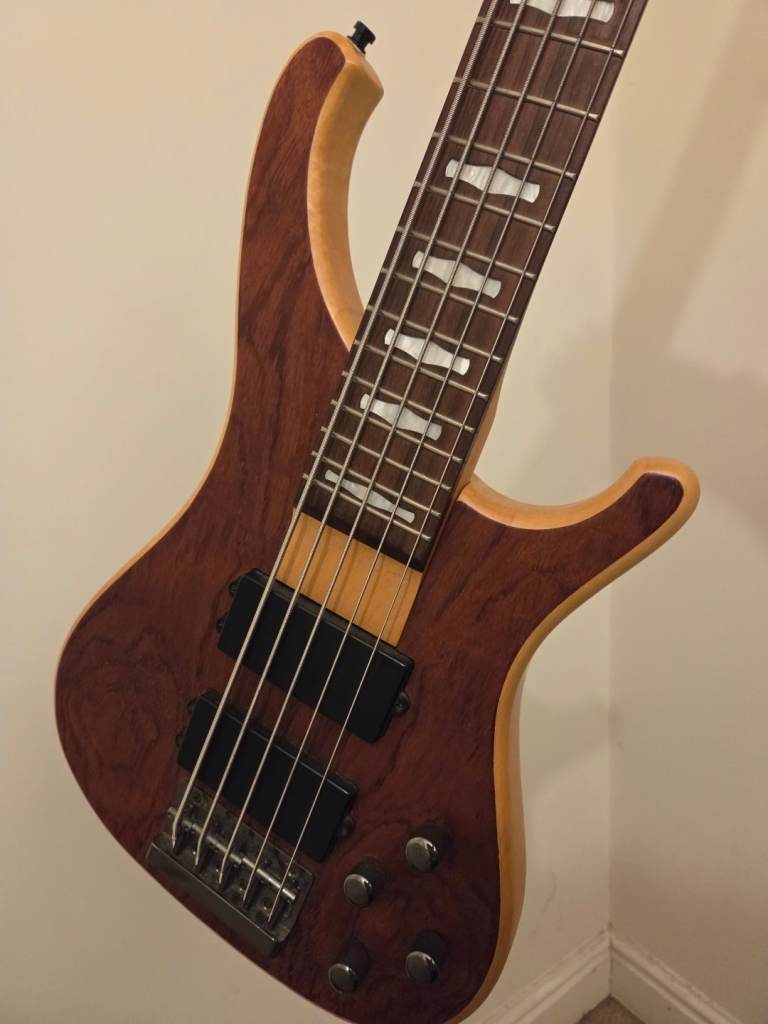 Cruzer Crafter 5 String Active Bass Guitar