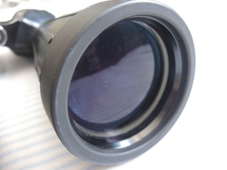 OPTICRON RUBBER ARMOURED 15X80 BINOCULARS 