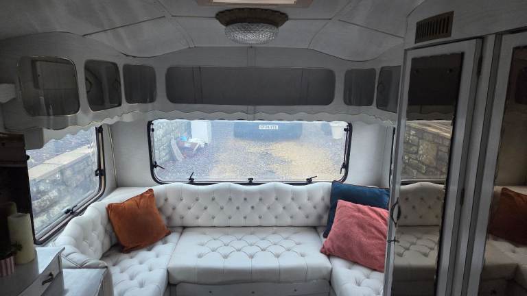 1980's Buccaneer Caravan 