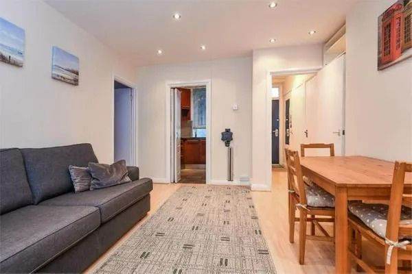 1-Bedroom Property Available – SE16 2AB | SOUTHWARK | Mum & Baby