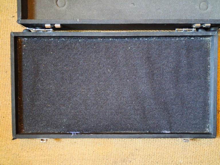 Diago PB02 Gigman Pedalboard internal size 60cm (W) x 30cm (D) x 8.5cm (H)