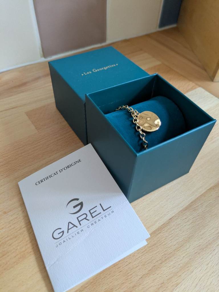 French Laiton dore bracelet 