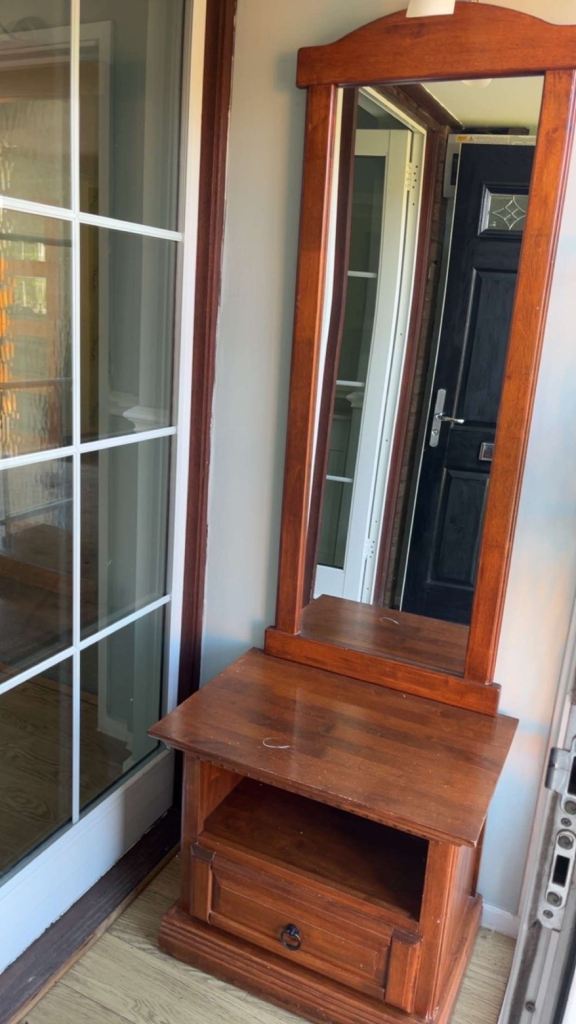 FREE Hallway mirror with storage
