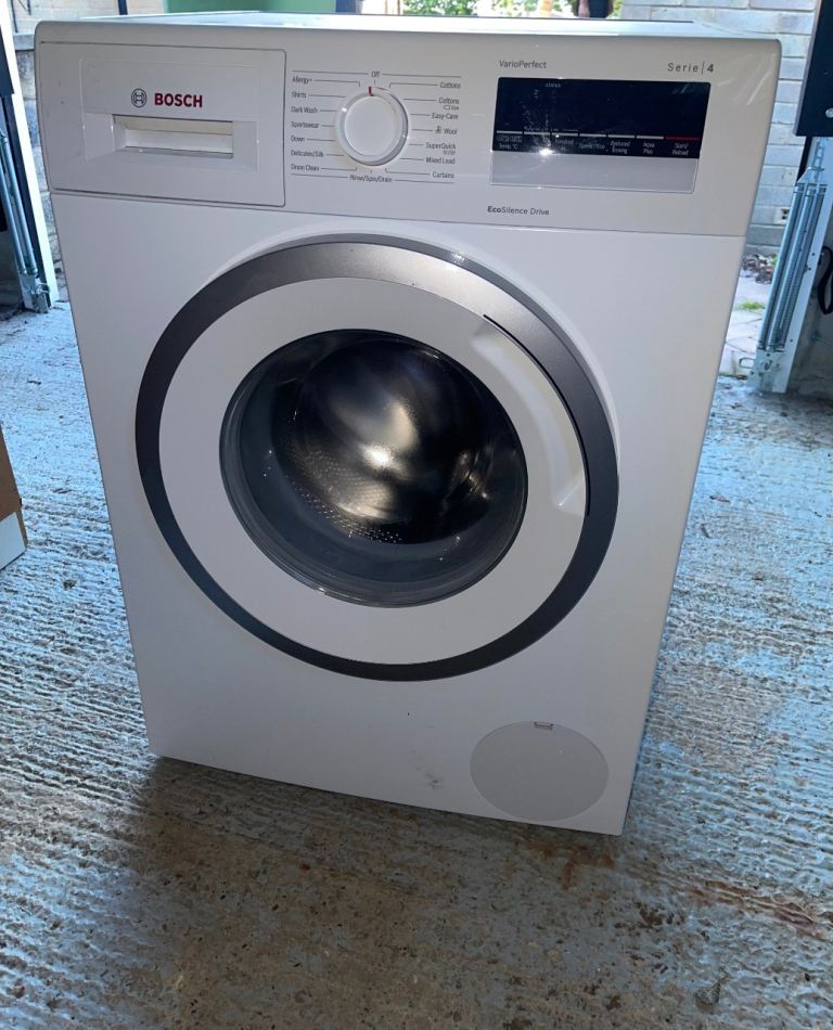 Bosch Serie 6 Washing Machine – White, As Good As New