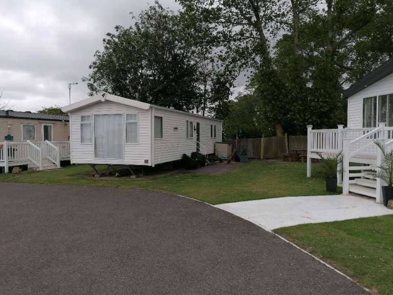 Static caravan for rent on Ashcroft Coast Holiday Park in Minster 