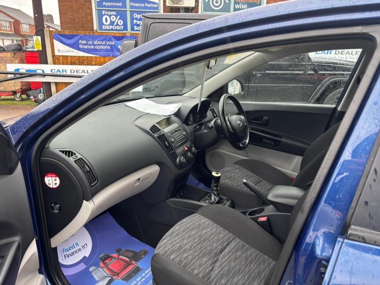 2009 Kia Ceed 1.6 GS Estate 5dr Petrol Manual (154 g/km  120 bhp) Petrol