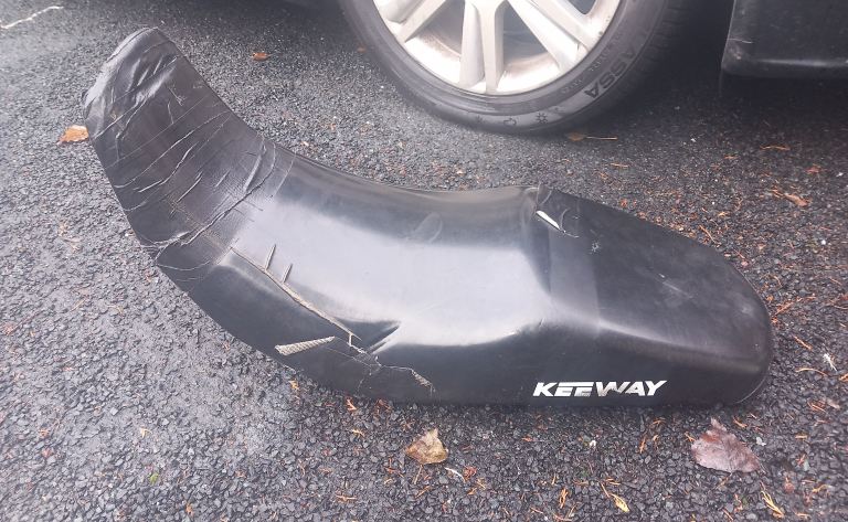 61 keeway 125tx seat