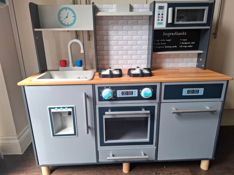 Chad Valley play kitchen