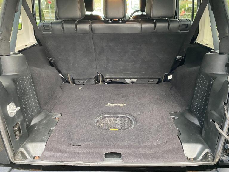 2017 Jeep Wrangler Wrangler 4-door Rubicon 3.6 V6 Auto CONVERTIBLE Petrol Automatic