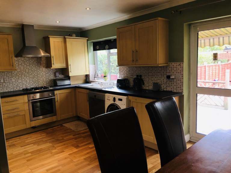 4 bedroom house in SPRING GROVE ROAD, HOUNSLOW