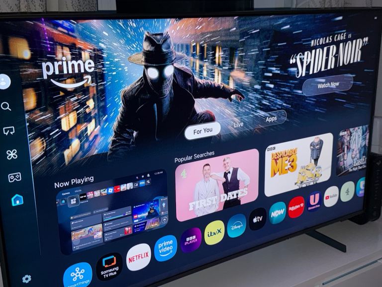 Samsung 50” QLED 4K Smart TV – Excellent Condition
