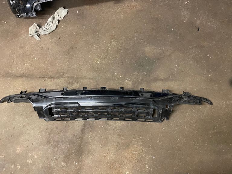 FORD KUGA MK3 ST-LINE REAR BUMPER LOWER MIDDLE SECTION DIFFUSER (2019-2025) 