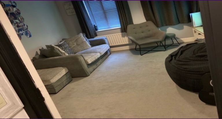 One bedroom GFF in Romford To Central London 