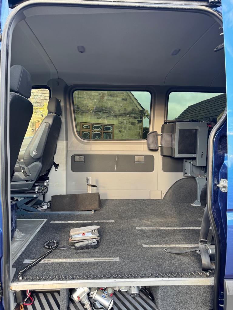 2013 Mercedes-Benz Sprinter 2013 63 MERCEDES BENZ SPRINTER 2.1 210 CDI L1 7G-TRONIC RWD WINDOW VA...