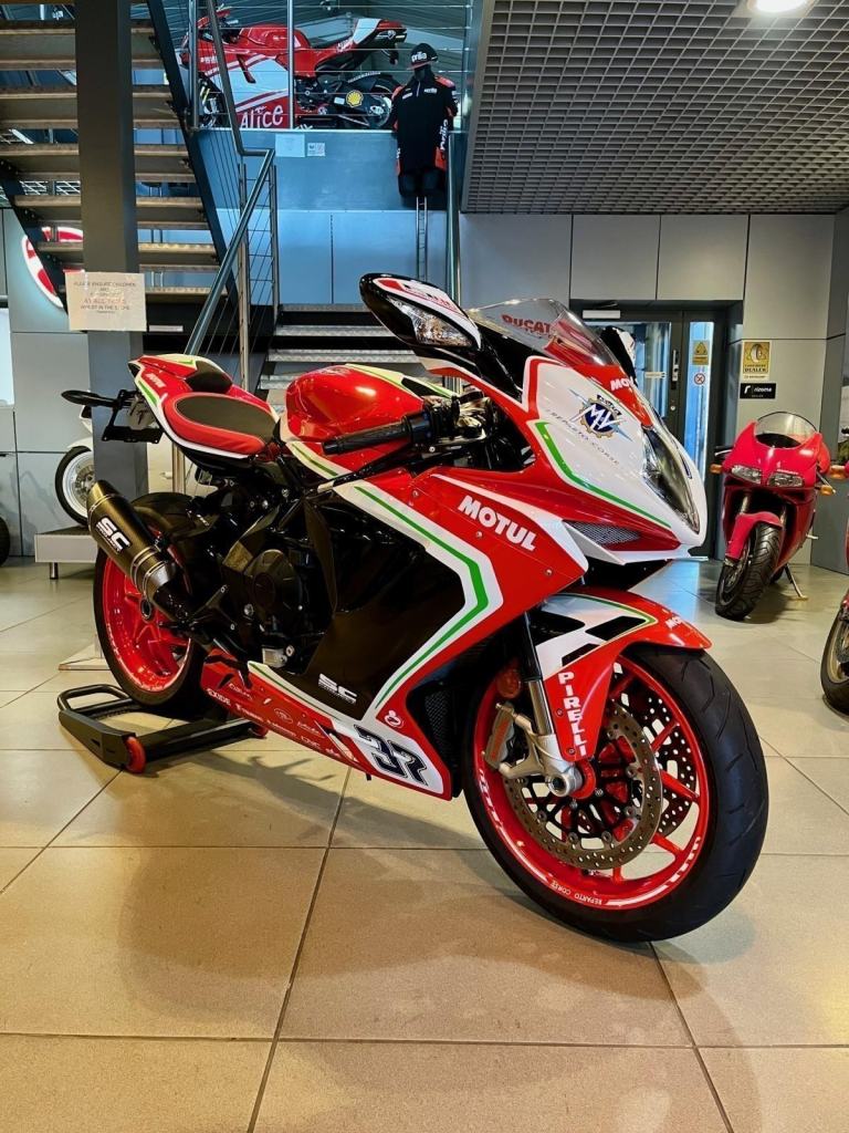 *SOLD* MV AGUSTA F3 800 RC