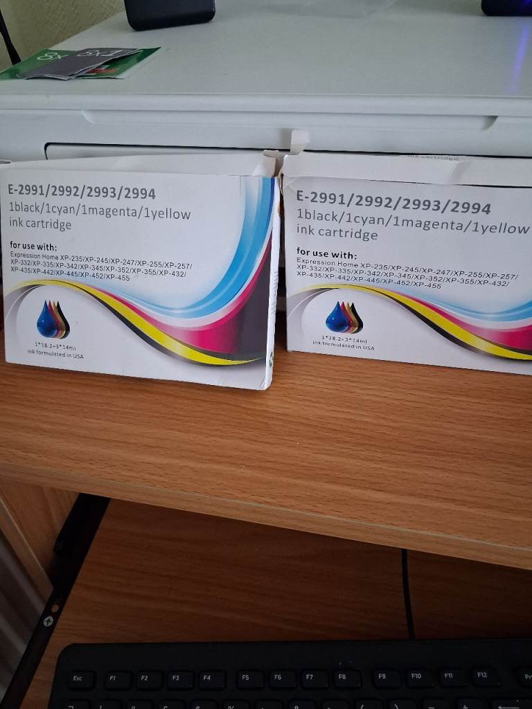 Epson XP-345 Printer with Ink Cartridges – Good Condition