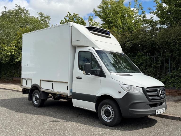 Mercedes-Benz Sprinter 315 RWD Refrigerated Box Vehicle