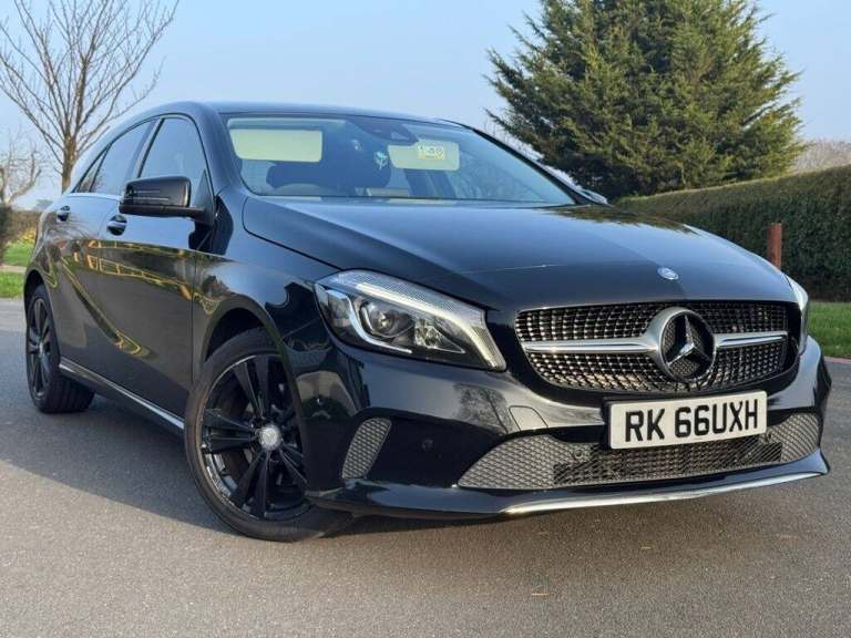 2016 Mercedes-Benz A-Class 2.1 A200d Sport (Premium) Hatchback 5dr Diesel 7G-DCT Euro 6 (s/s) (13...