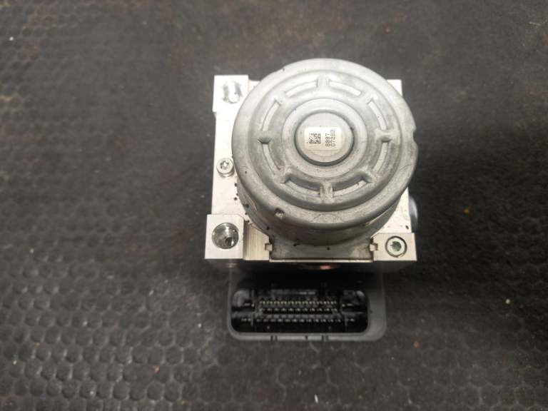 Bmw 2 Series Abs Pump/Modulator 2014-2021 3.0l B58b30m0 (B58b30a) Rde2