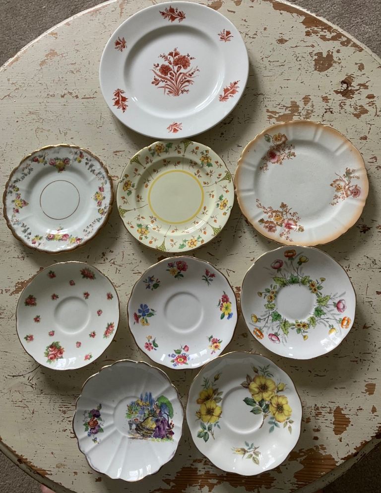 Job lot plates and saucers vintage 