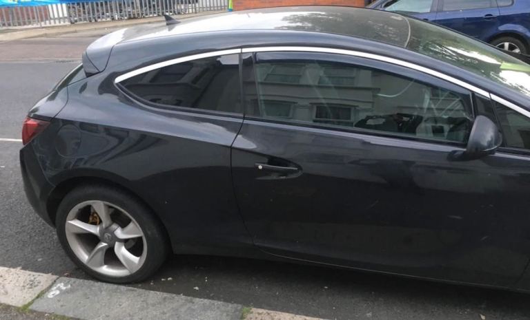 Vauxhall, ASTRA GTC, Hatchback, 2011, Manual, 1598 (cc), 3 doors