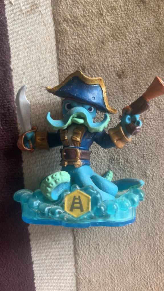 Skylanders and portal