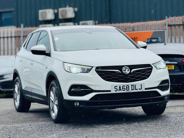 2018 Vauxhall Grandland X 1.6 Turbo D SE 5dr HATCHBACK DIESEL Manual