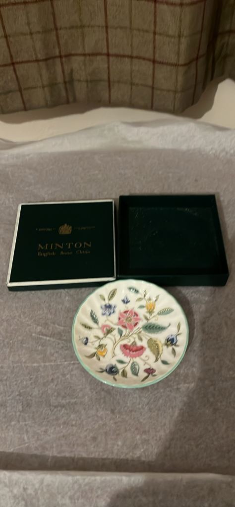 a Minton  Hall bone china unicorn pic means its still available 🦄 no matter how old ad is dish.