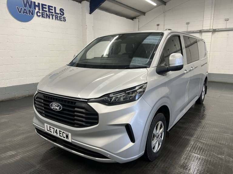 Ford Transit Custom 2.0 300 EcoBlue Limited Crew Van Double Cab 5dr Diesel Auto L2 H1 Euro 6 (s C...