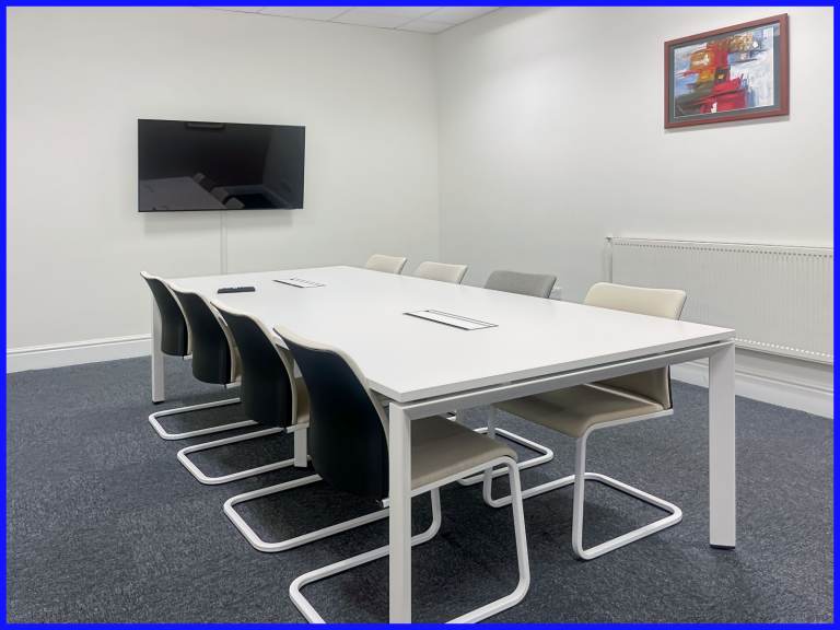 London - NW10 7XR, Move into ready-to-use open plan office space for 10 people in HQ Brent Crescent