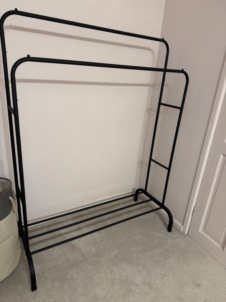 Good Condition Black Metal Clothes Storage Rail / Wardrobe