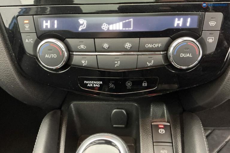 2020 Nissan Qashqai 1.3 DiG-T 160 Tekna 5dr DCT SUV Petrol Automatic