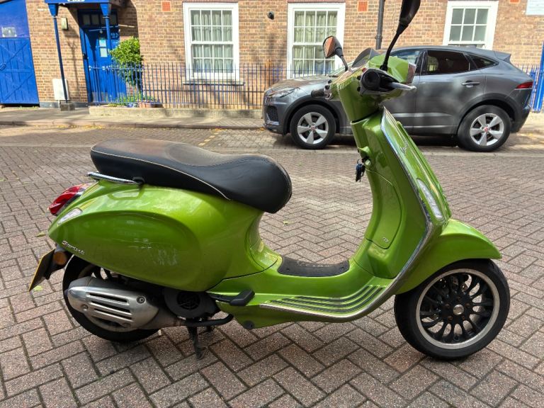 Piaggio, VESPA, 2018, 124 (cc)