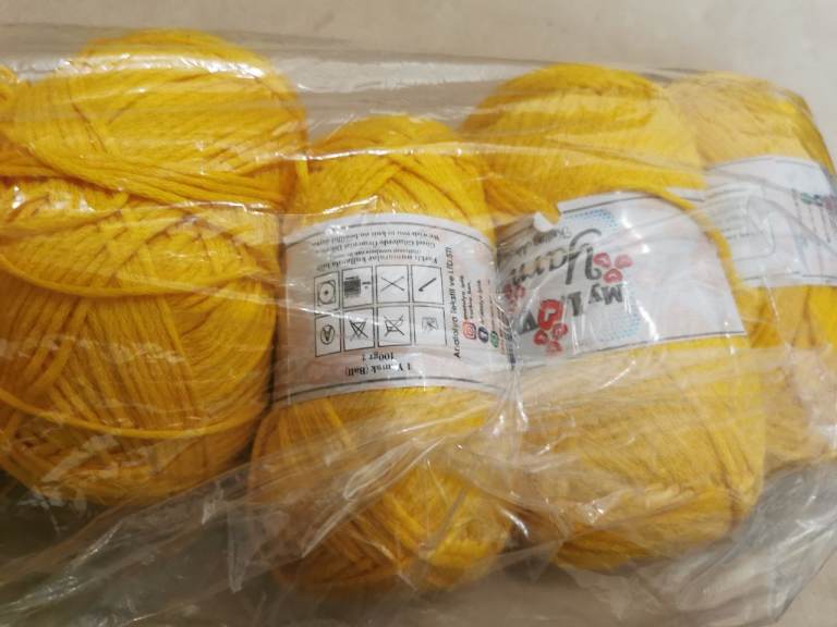 Yarn destash