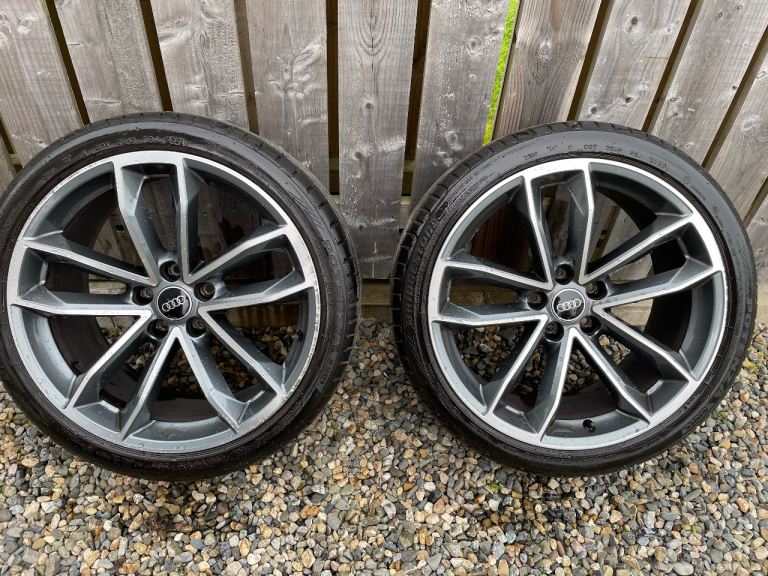 Audi 2x Cavo Genuine Alloy wheels with 5/6 mm Bridgestones