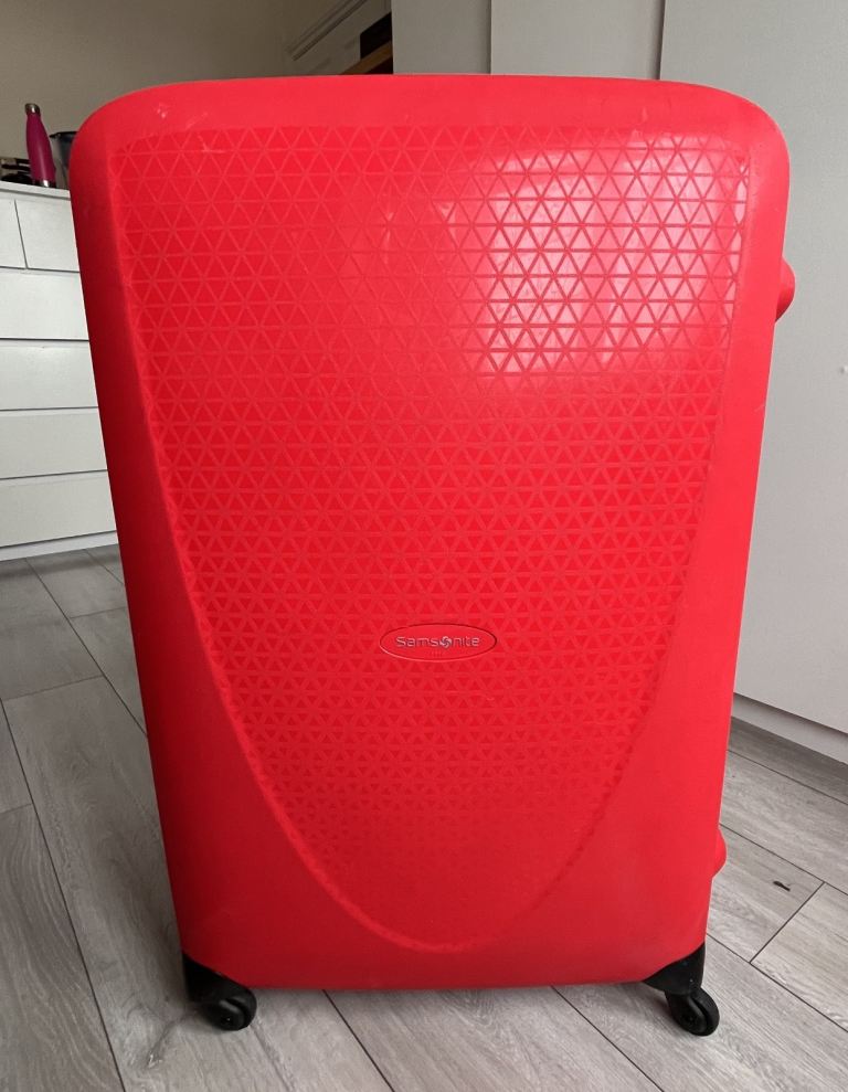 Suitcase Samsonite Large 33inch TSA lock 