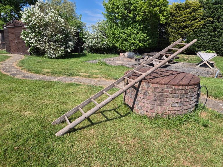 10-foot Wooden Ladder (Approx 3 metres)