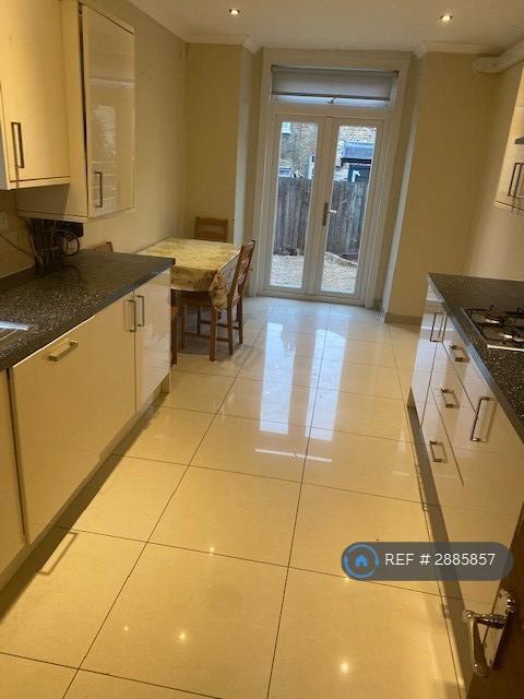 4 bedroom house in Greyhound Road, London, N17 (4 bed) (#2885857)