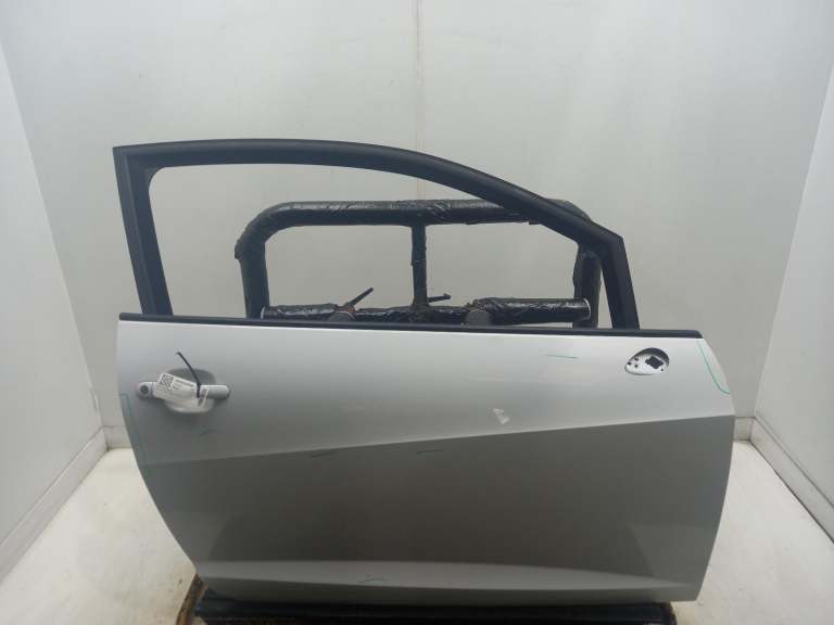 Seat Ibiza Right Front Door O/S 2008-2017 S9r 3 Door Hatchback