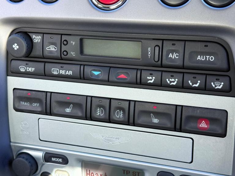 2004 Aston Martin Vanquish 5.9 Coupe 2dr Petrol Manual (396 g/km, 460 bhp) COUPE Petrol Manual