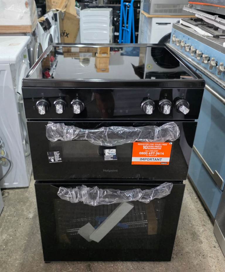 Hotpoint 60cm Ceramic Cooker Black - Free local delivery, £350.00 for Sale