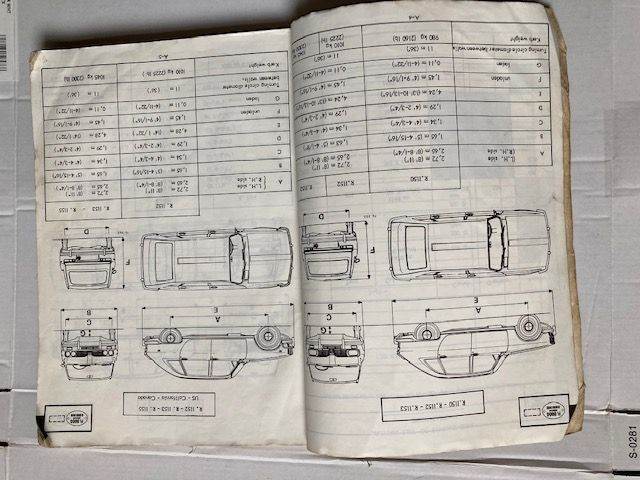 Renault 16 - Factory issue workshop manual – English language. Renault reference M.R.96