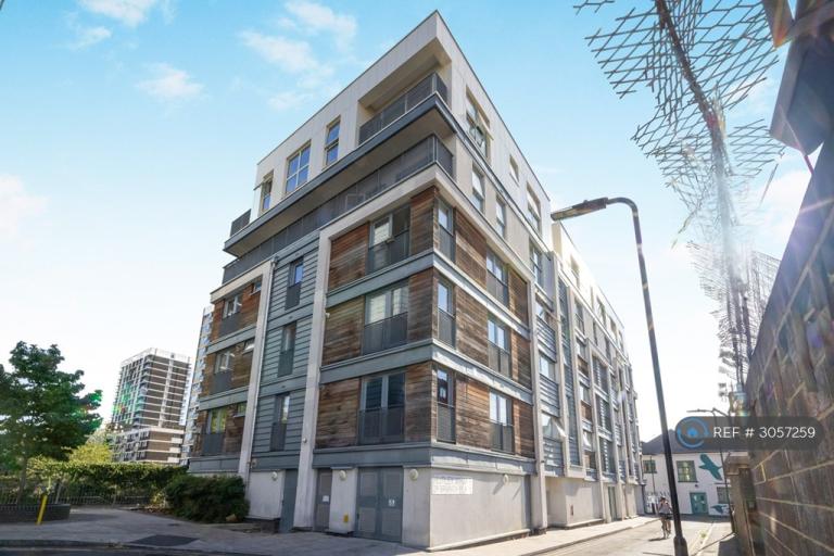 2 bedroom flat in Hutley Wharf, London, N1 (2 bed) (#3057259)