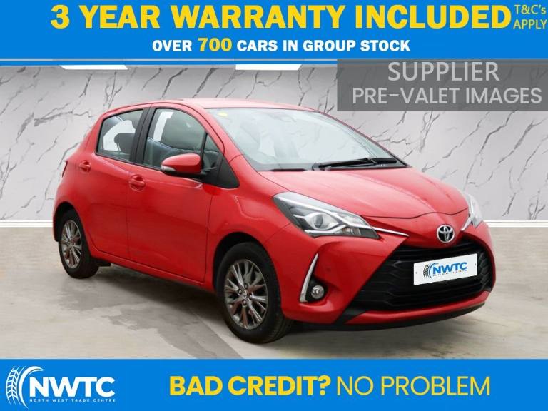 2017 Toyota Yaris 1.5 VVT-i Icon Tech Hatchback 5dr Petrol Manual Euro 6 (111 ps) 2 FORMER OW Hat...