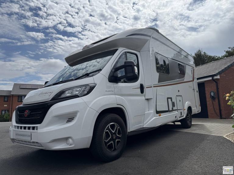 Burstner Lyseo 680G stylish family motorhome
