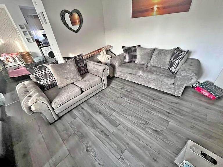  Festive Flash Sale ❄️ Verona Corner Sofa with 3-2 Set **