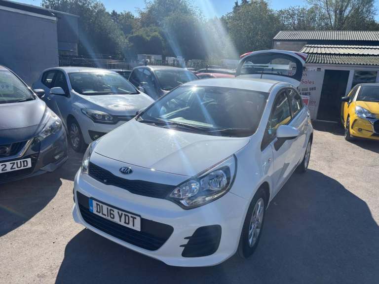 2016 Kia Rio 1.25 1 5dr HATCHBACK PETROL Manual