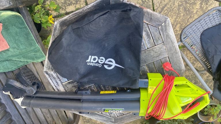 Garden Gear leaf blower